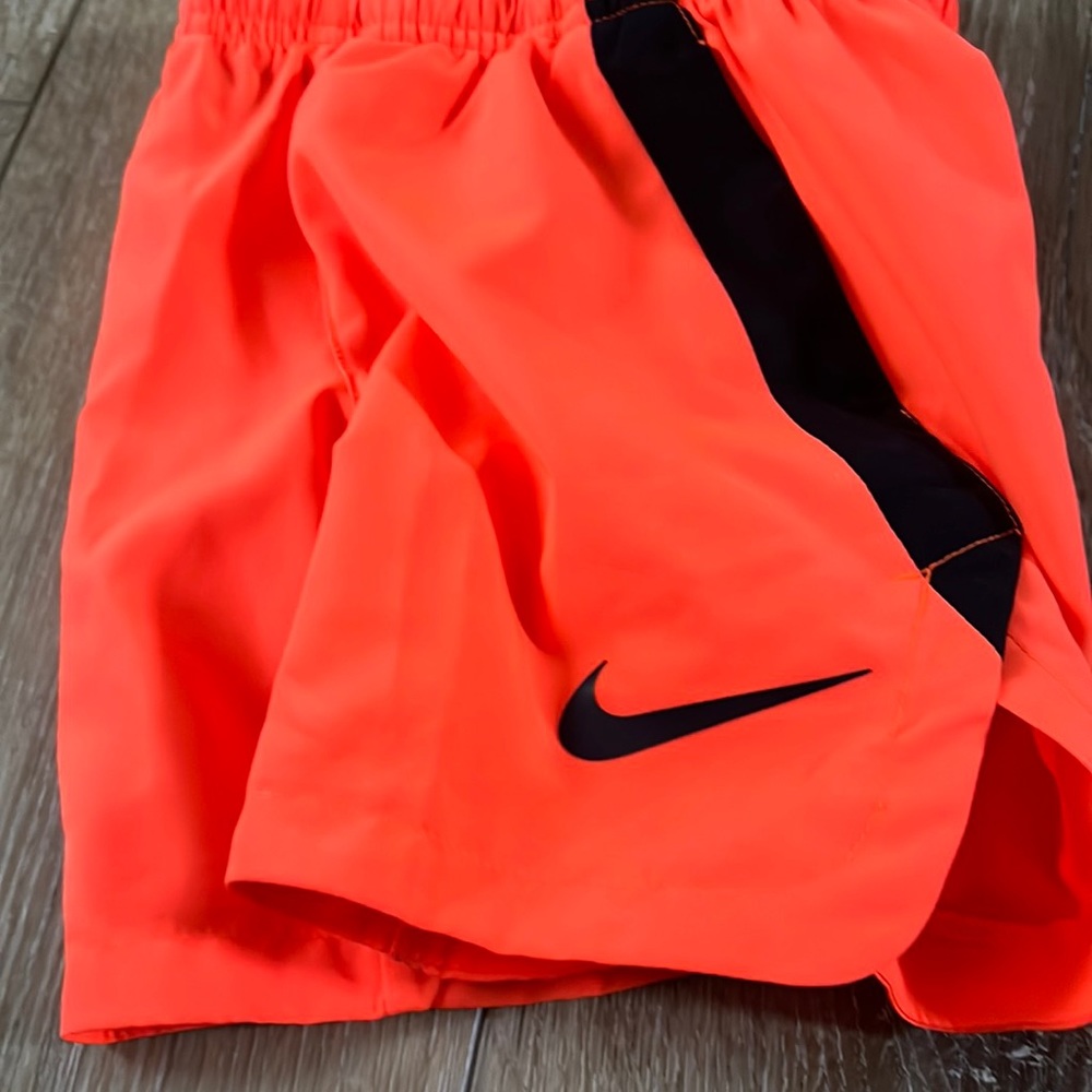 (NWT) Nike Dri Fit Shorts